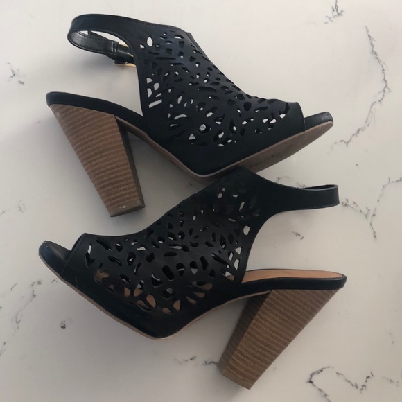 Perfect heels🌵 - Picture 4 of 5